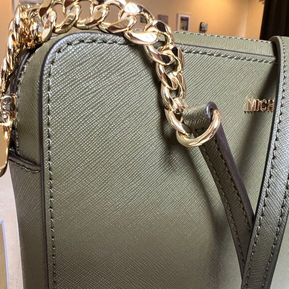 Michael Kors Jet Set Crossbody Camera Bag sz Large in "Duffle" Olive Green color - Picture 8 of 16